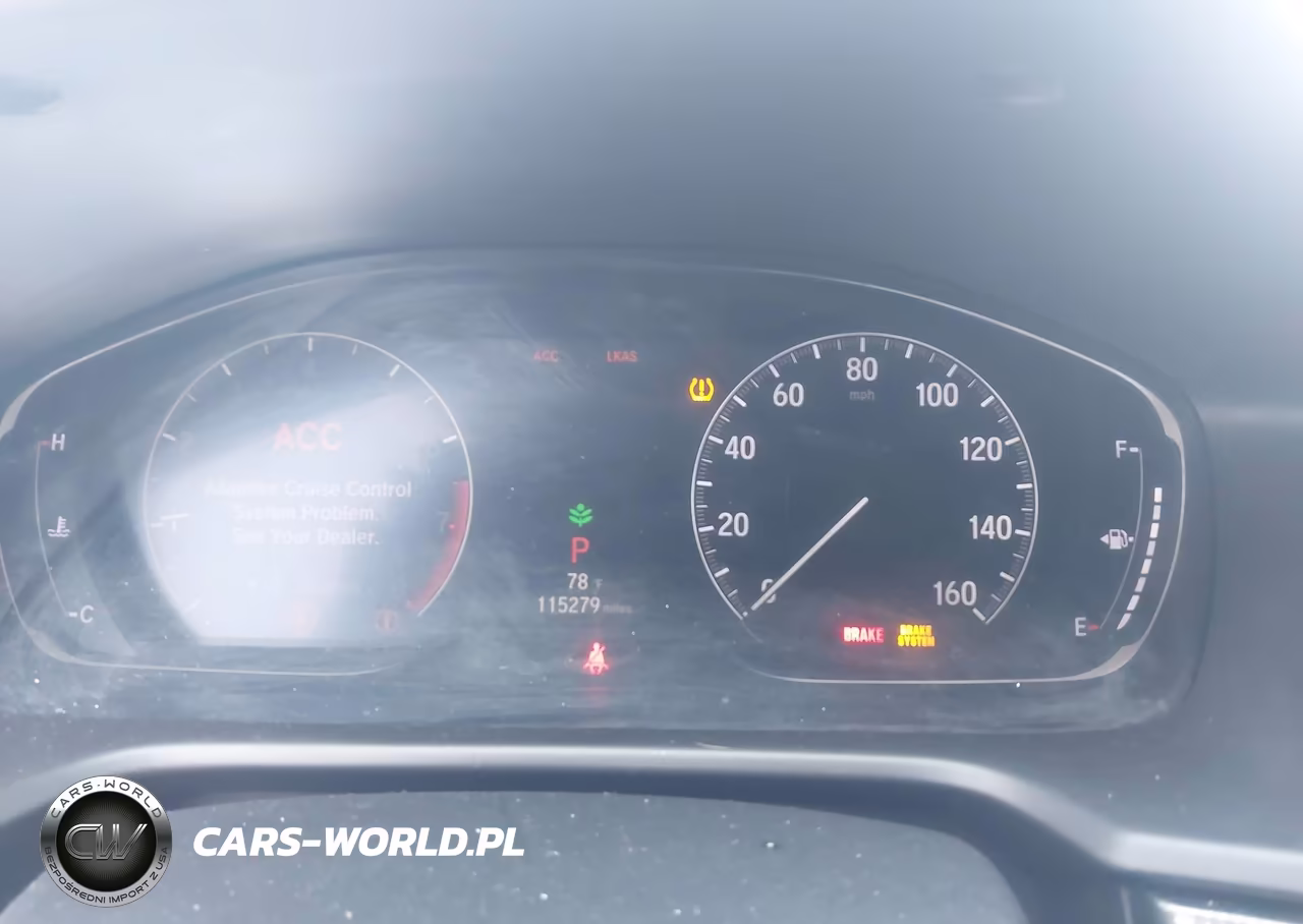 2018 Honda Accord Sport VIN:1HGCV1F3XJA243379 - 7