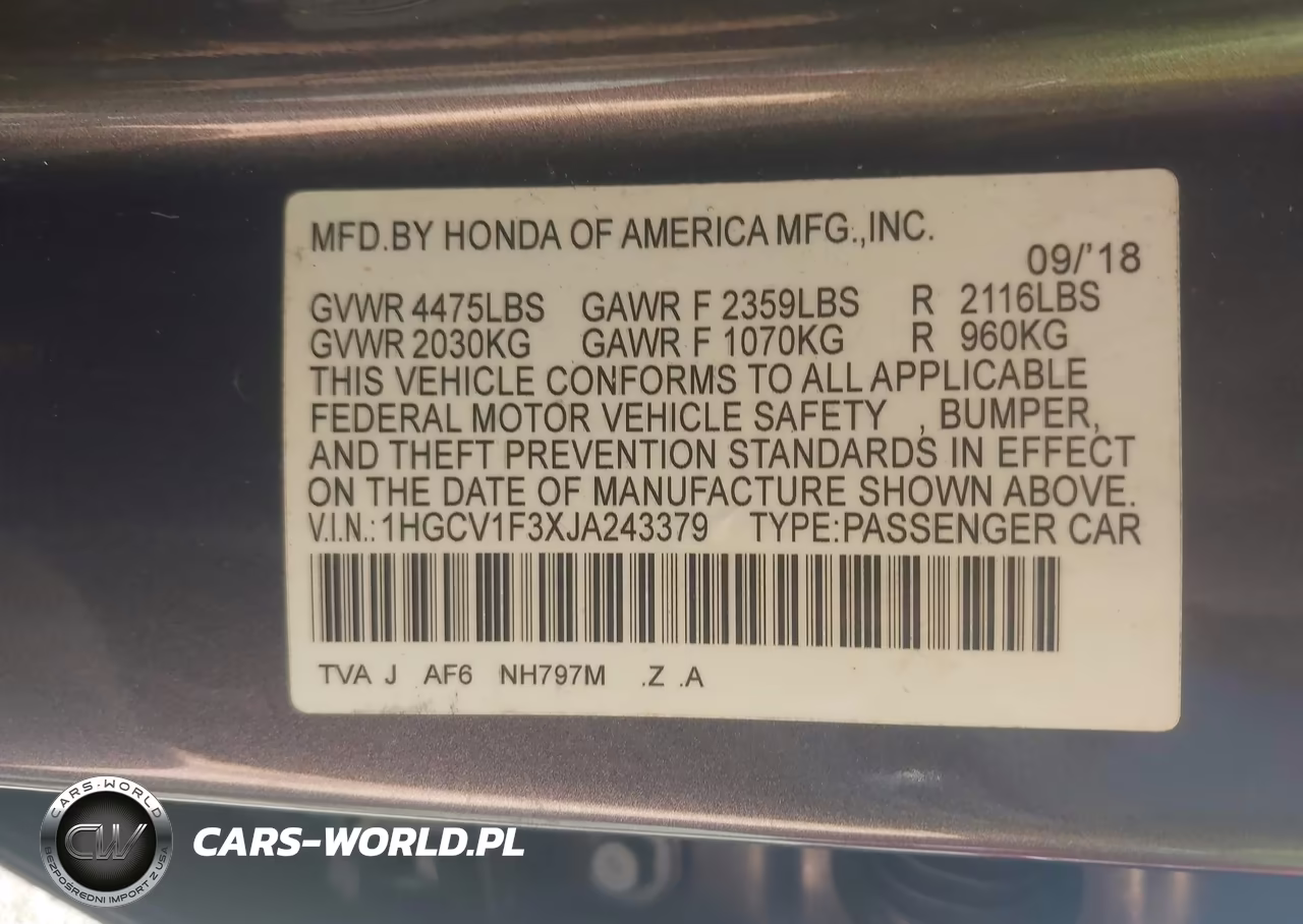 2018 Honda Accord Sport VIN:1HGCV1F3XJA243379 - 9