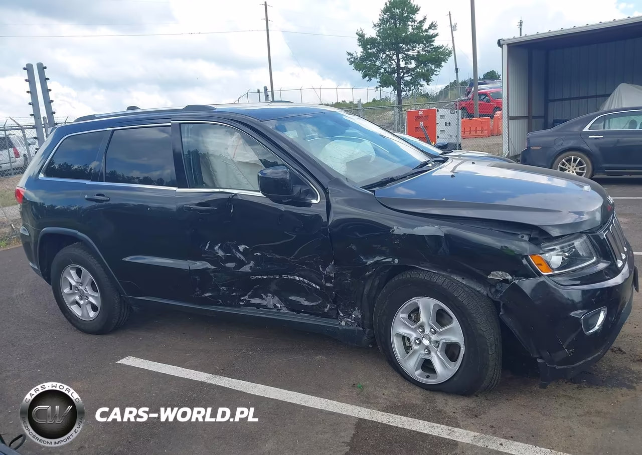 2014 Jeep Grand Cherokee Laredo VIN:1C4RJFAG5EC462160 - 13