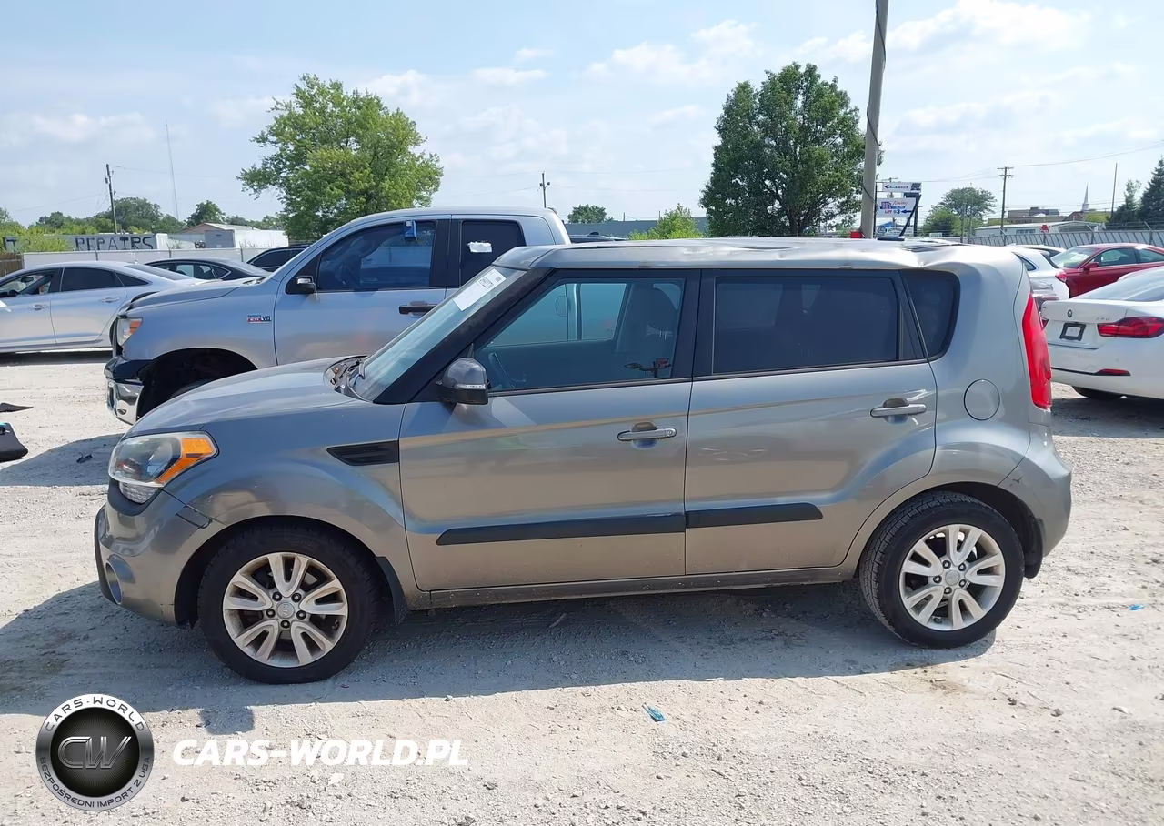 2013 Kia Soul + VIN:KNDJT2A6XD7528457 - 14