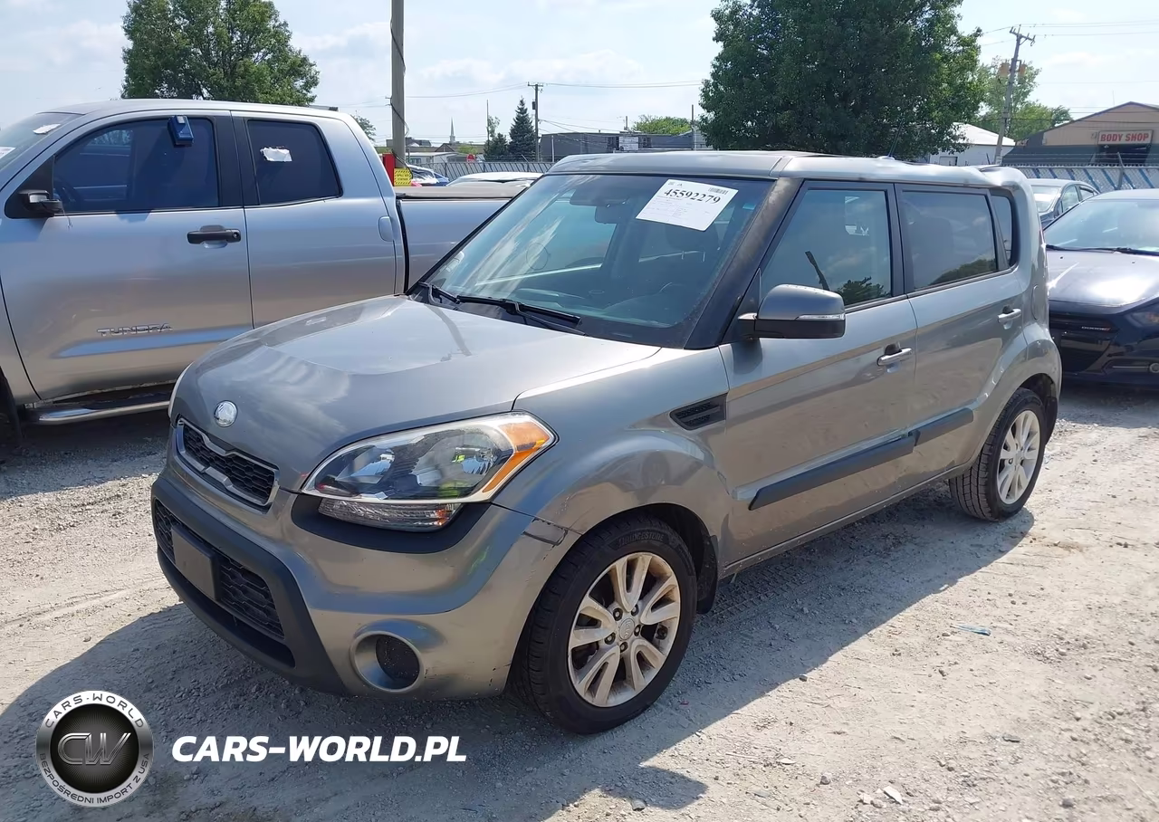 2013 Kia Soul + VIN:KNDJT2A6XD7528457 - 2