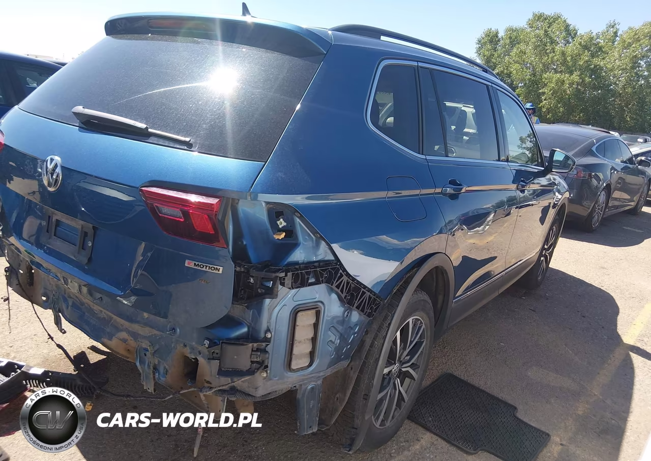 2020 Volkswagen Tiguan 2.0T Se-2.0T Se R-Line Black-2.0T Sel VIN:3VV2B7AX3LM095390 - 4