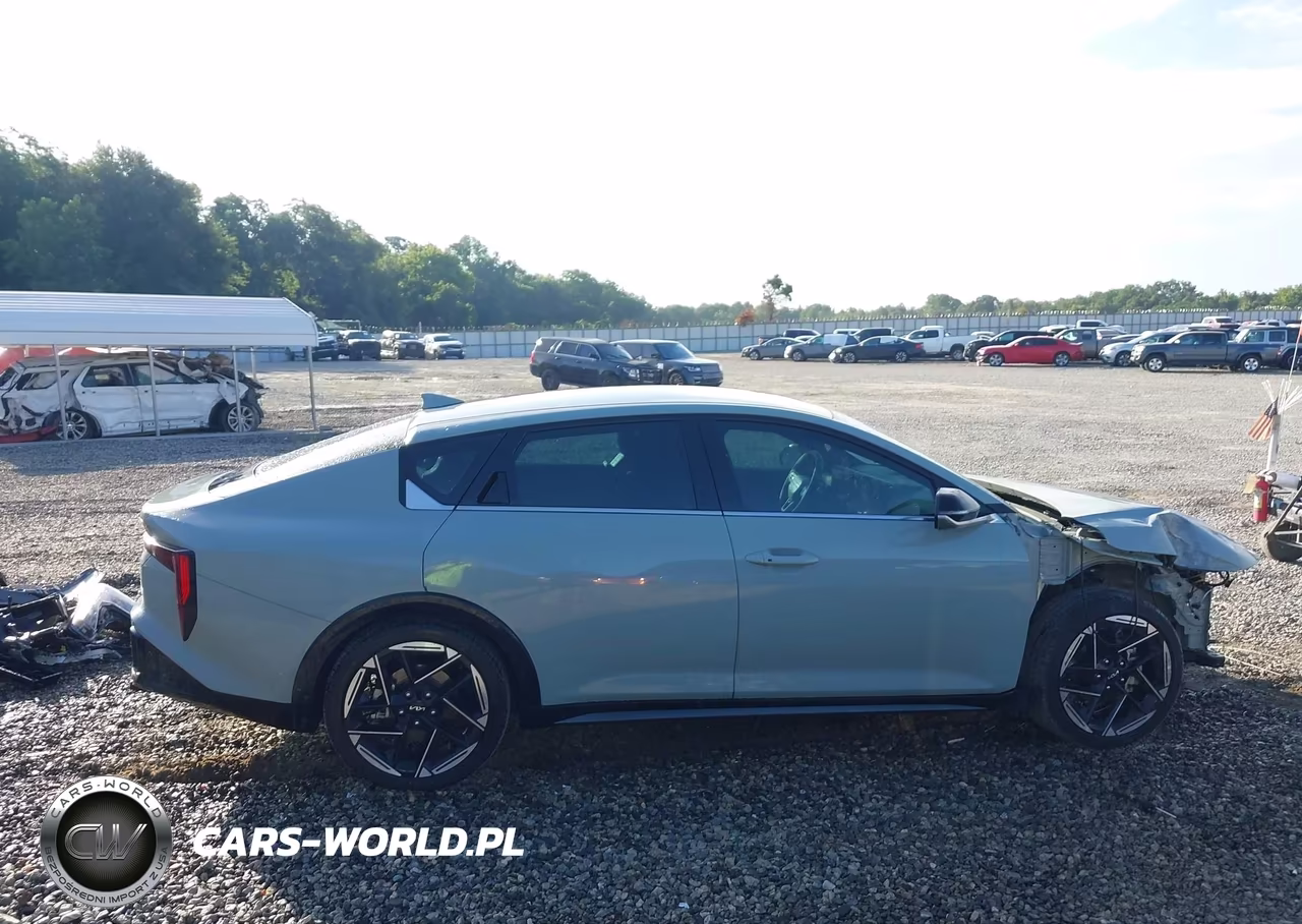 2025 Kia K4 Gt-Line VIN:3KPFW4DE5SE157748 - 14