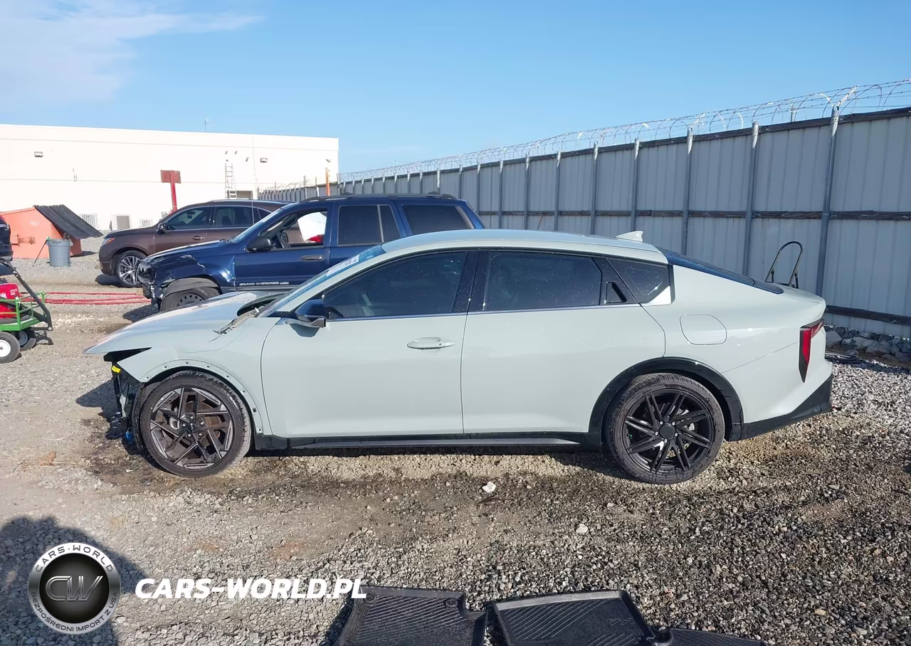 2025 Kia K4 Gt-Line VIN:3KPFW4DE5SE157748 - 15