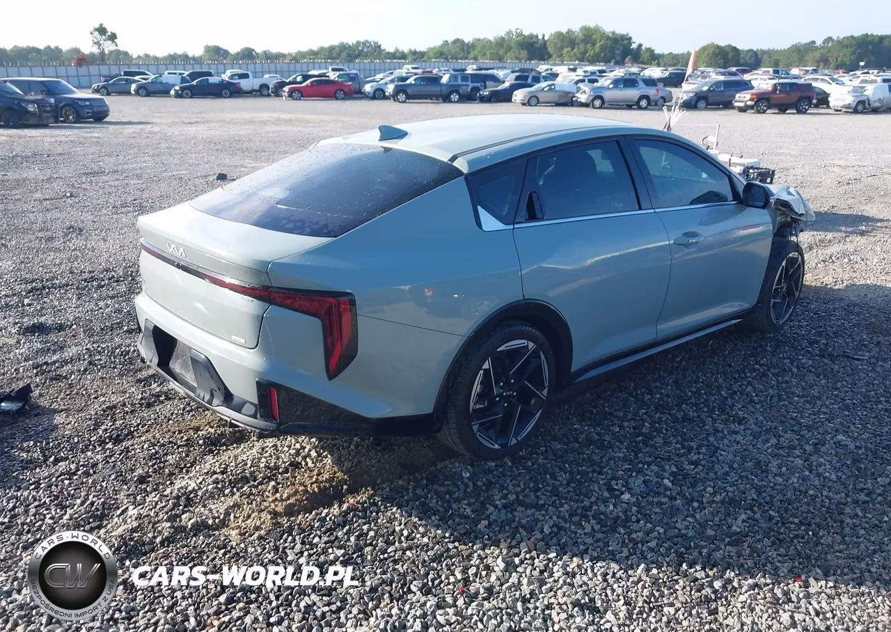 2025 Kia K4 Gt-Line VIN:3KPFW4DE5SE157748 - 4
