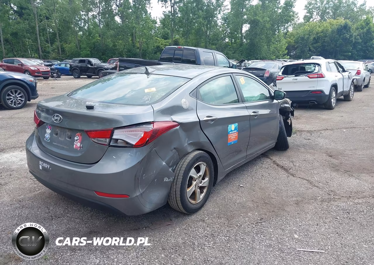 2014 Hyundai Elantra Se VIN:5NPDH4AE4EH480145 - 4
