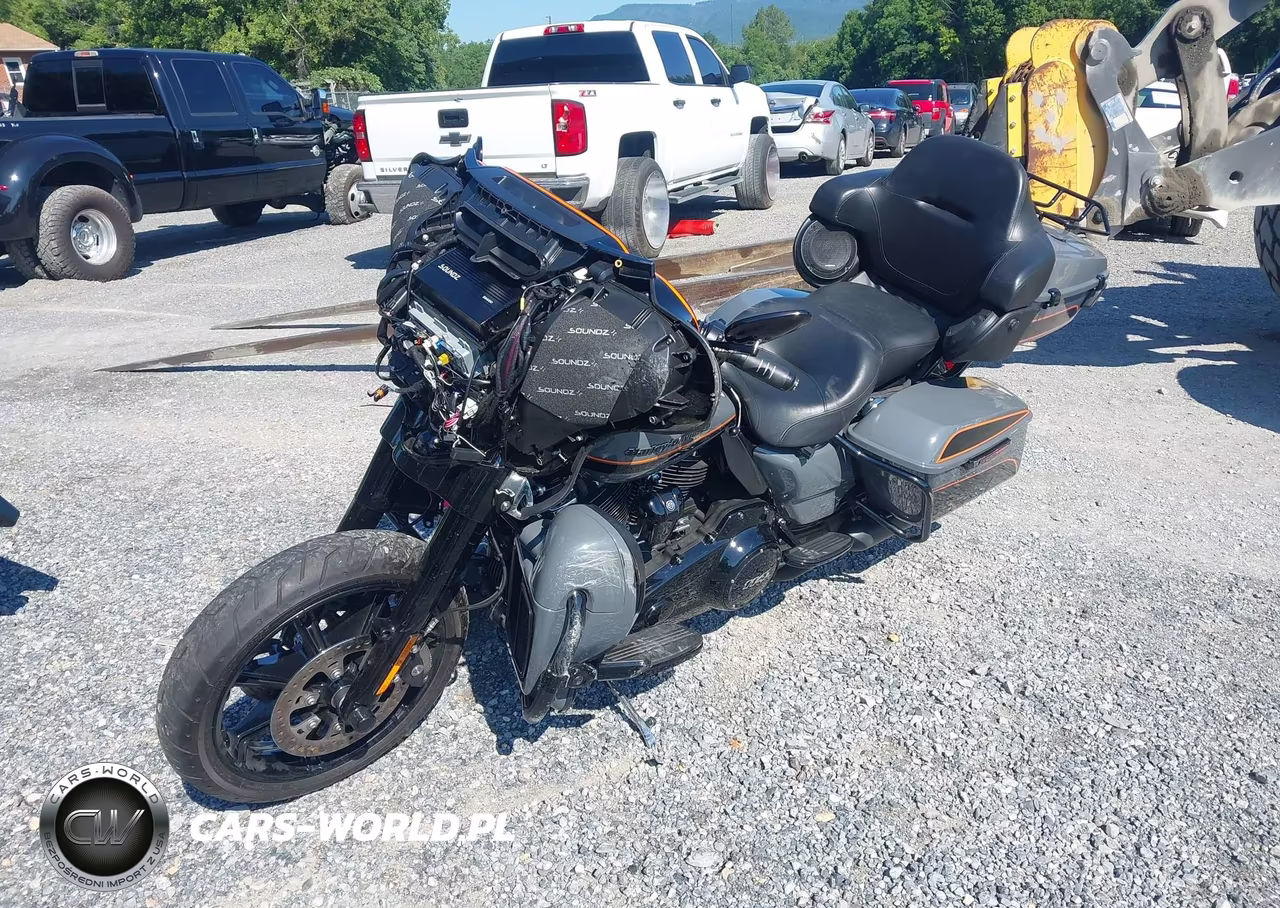 2022 Harley-Davidson Flhtk