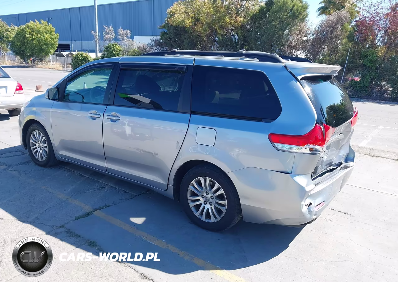 2012 Toyota Sienna Xle V6 8 Passenger VIN:5TDYK3DC0CS190466 - 3