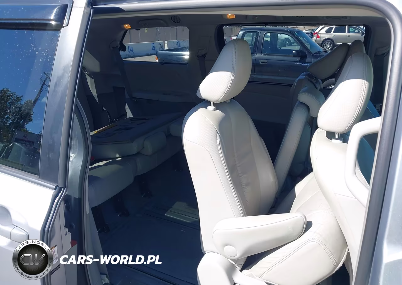 2012 Toyota Sienna Xle V6 8 Passenger VIN:5TDYK3DC0CS190466 - 8