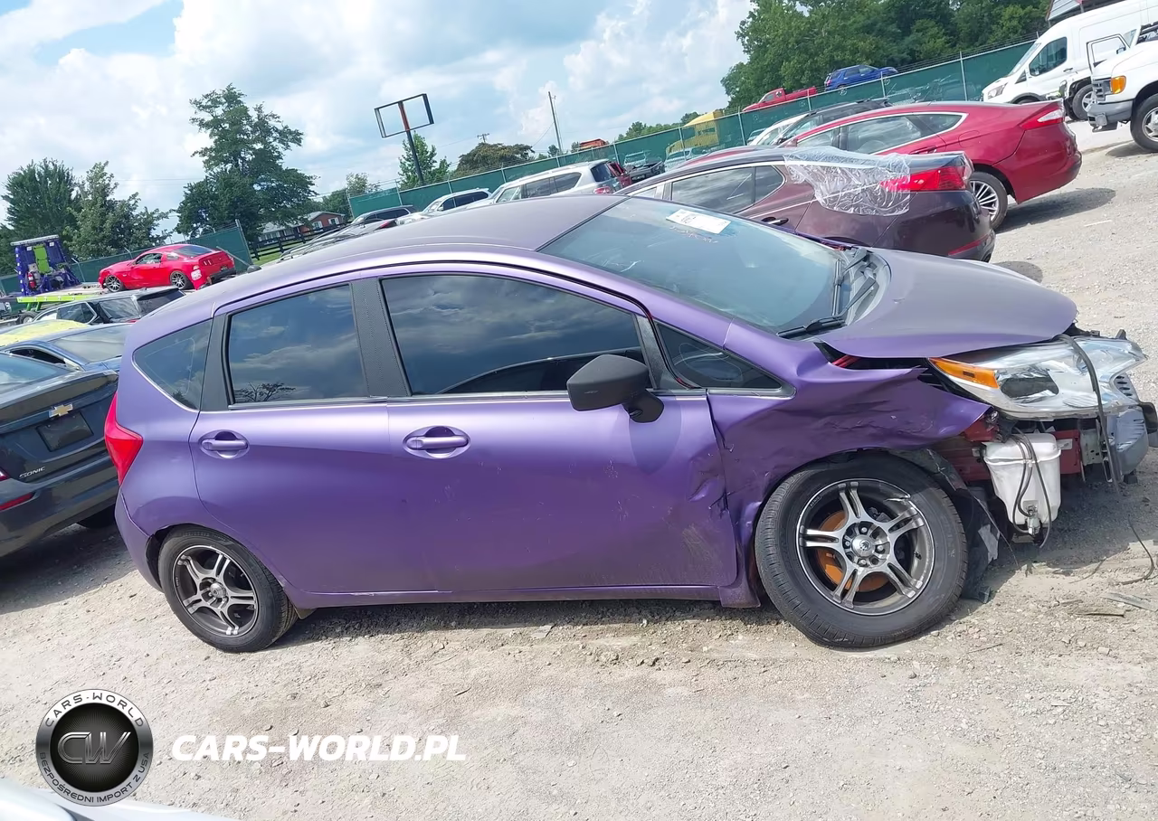 2015 Nissan Versa Note S (Sr)-S Plus-Sl-Sr-Sv VIN:3N1CE2CP6FL368278 - 13