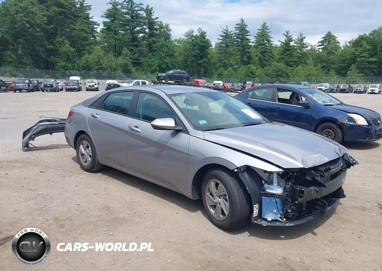 2025 Hyundai Elantra Se