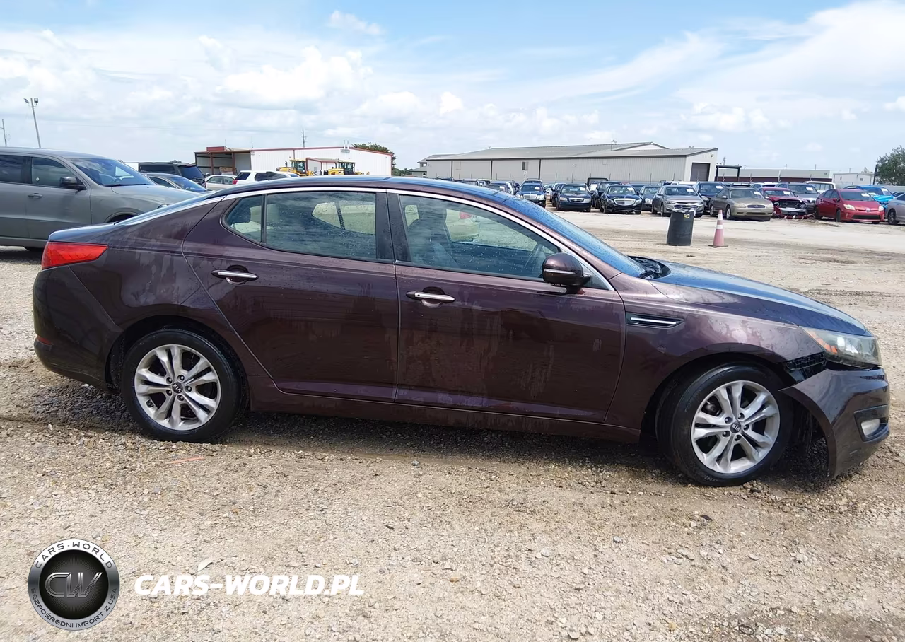 2011 Kia Optima Ex-Sx VIN:KNAGN4A75B5054304 - 13
