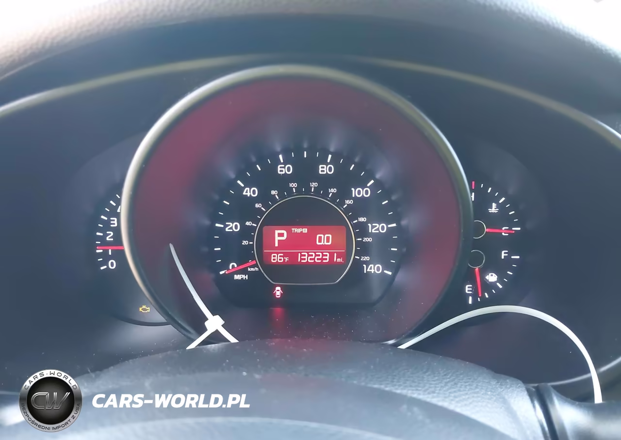 2016 Kia Soul + VIN:KNDJP3A51G7848000 - 7