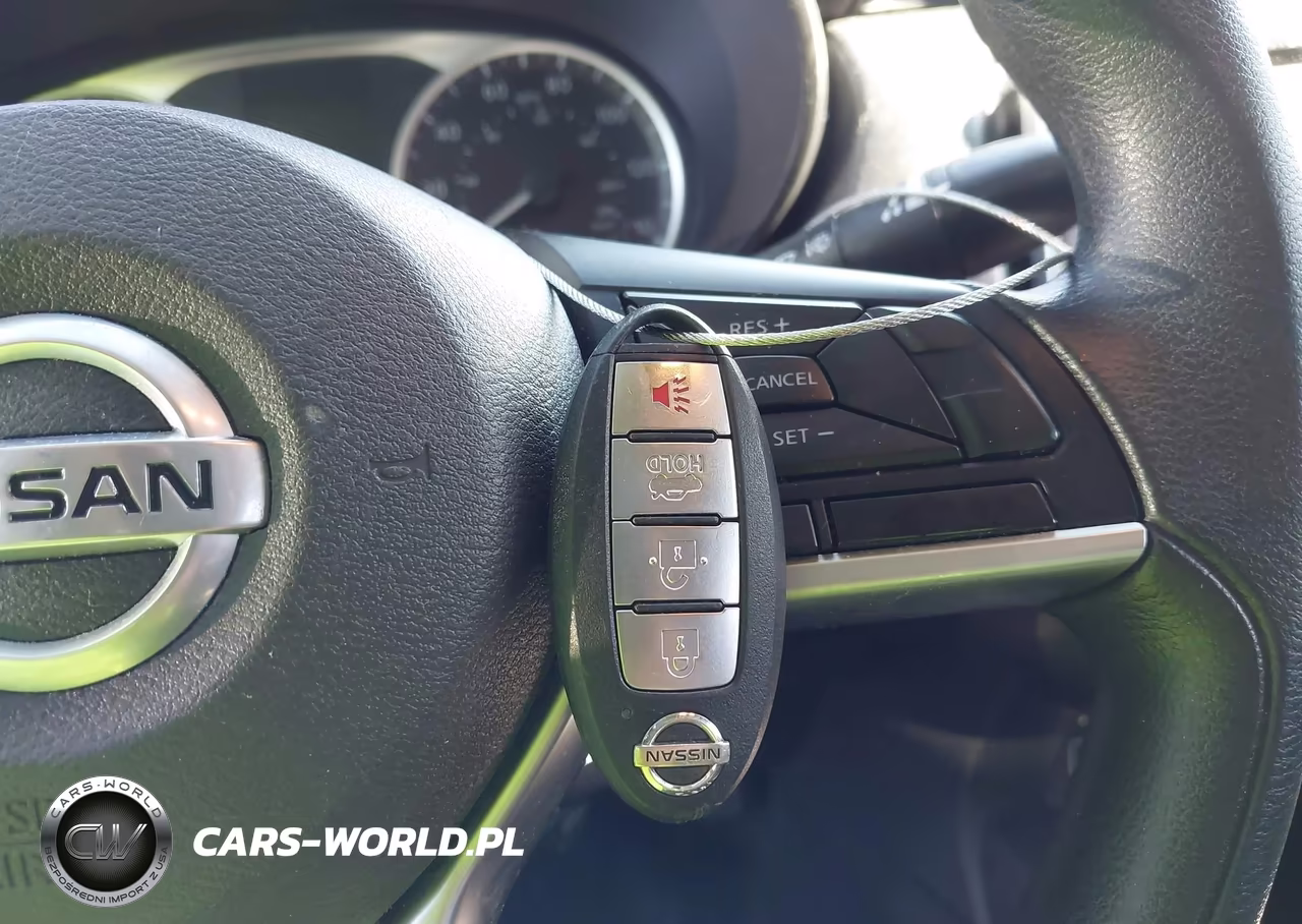 2020 Nissan Versa S 5-Speed Manual Transmission VIN:3N1CN8BV1LL861574 - 11