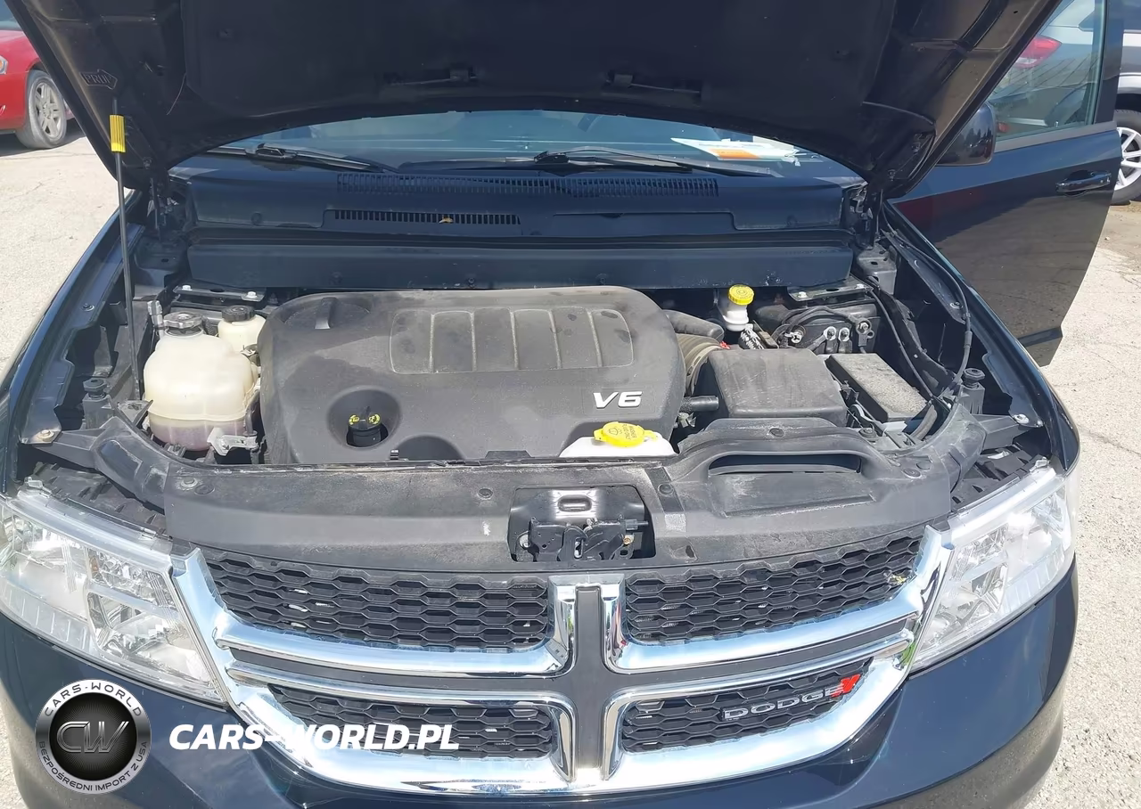 2018 Dodge Journey Sxt VIN:3C4PDCBGXJT526008 - 10