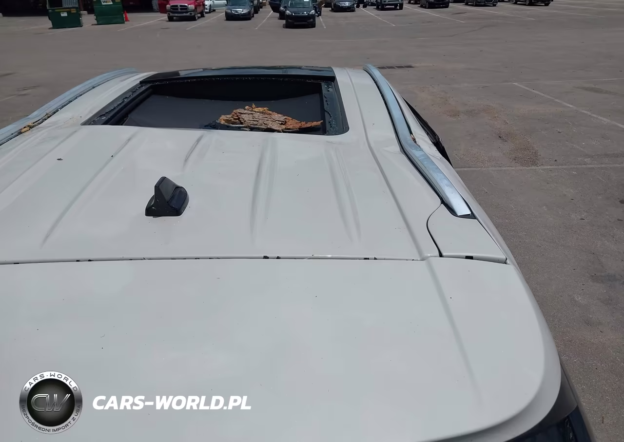2023 Lincoln Aviator Reserve VIN:5LM5J7WC3PGL00977 - 6