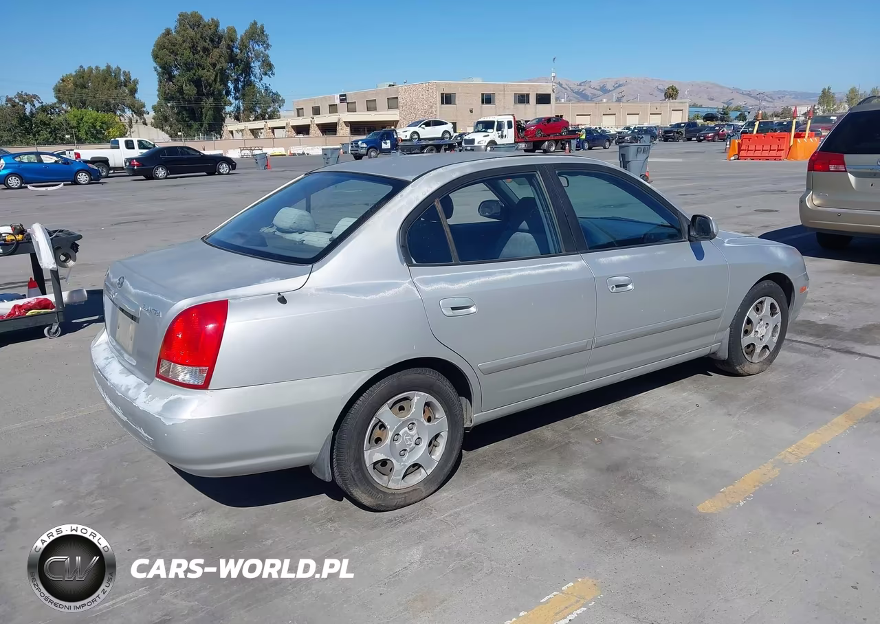 2002 Hyundai Elantra Gls VIN:KMHDN45D52U251061 - 4