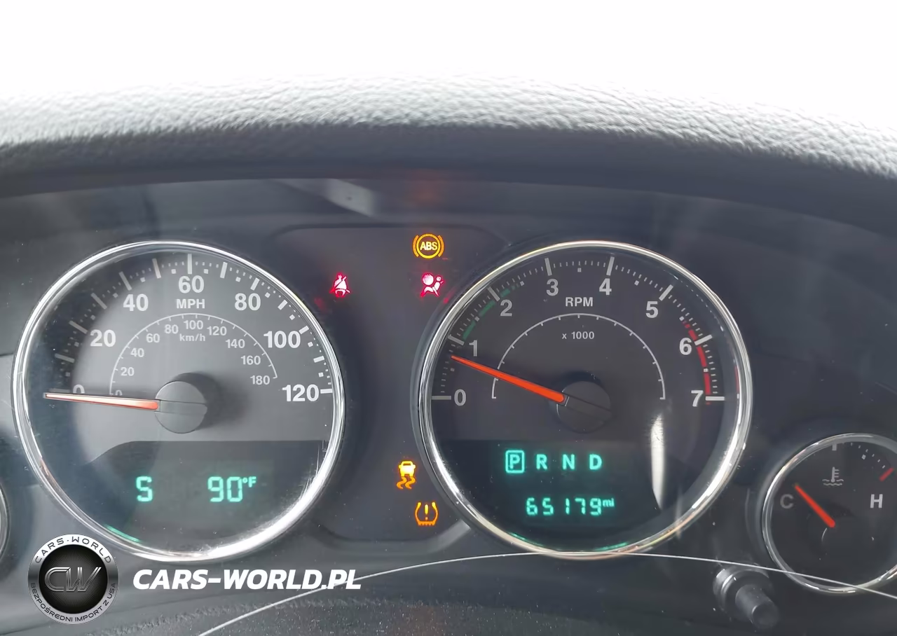 2018 Jeep Wrangler Jk Unlimited Sahara VIN:1C4HJWEG4JL900652 - 7