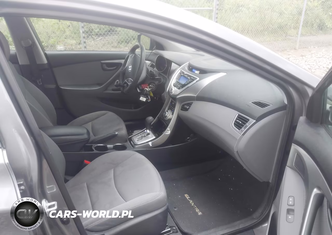 2012 Hyundai Elantra Gls VIN:5NPDH4AE5CH117608 - 5