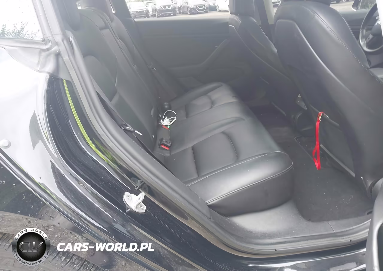 2018 Tesla Model 3 Long Range-Mid Range VIN:5YJ3E1EA3JF154579 - 8