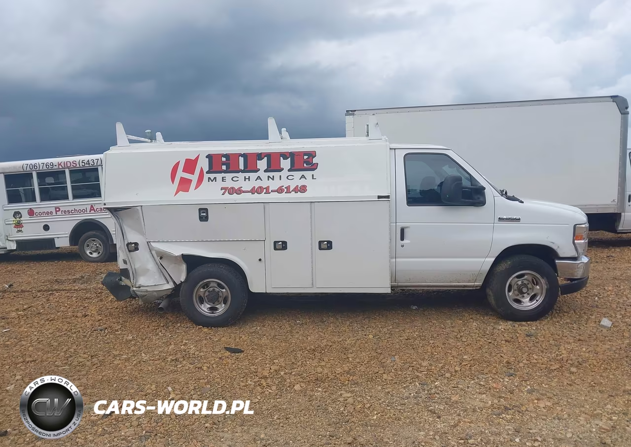 2018 Ford E-350 Cutaway VIN:1FDWE3F63JDC00479 - 14