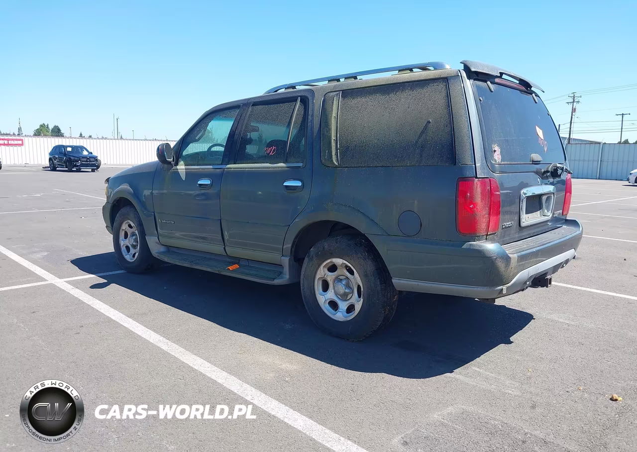 2000 Lincoln Navigator VIN:5LMPU28A9YLJ13203 - 3