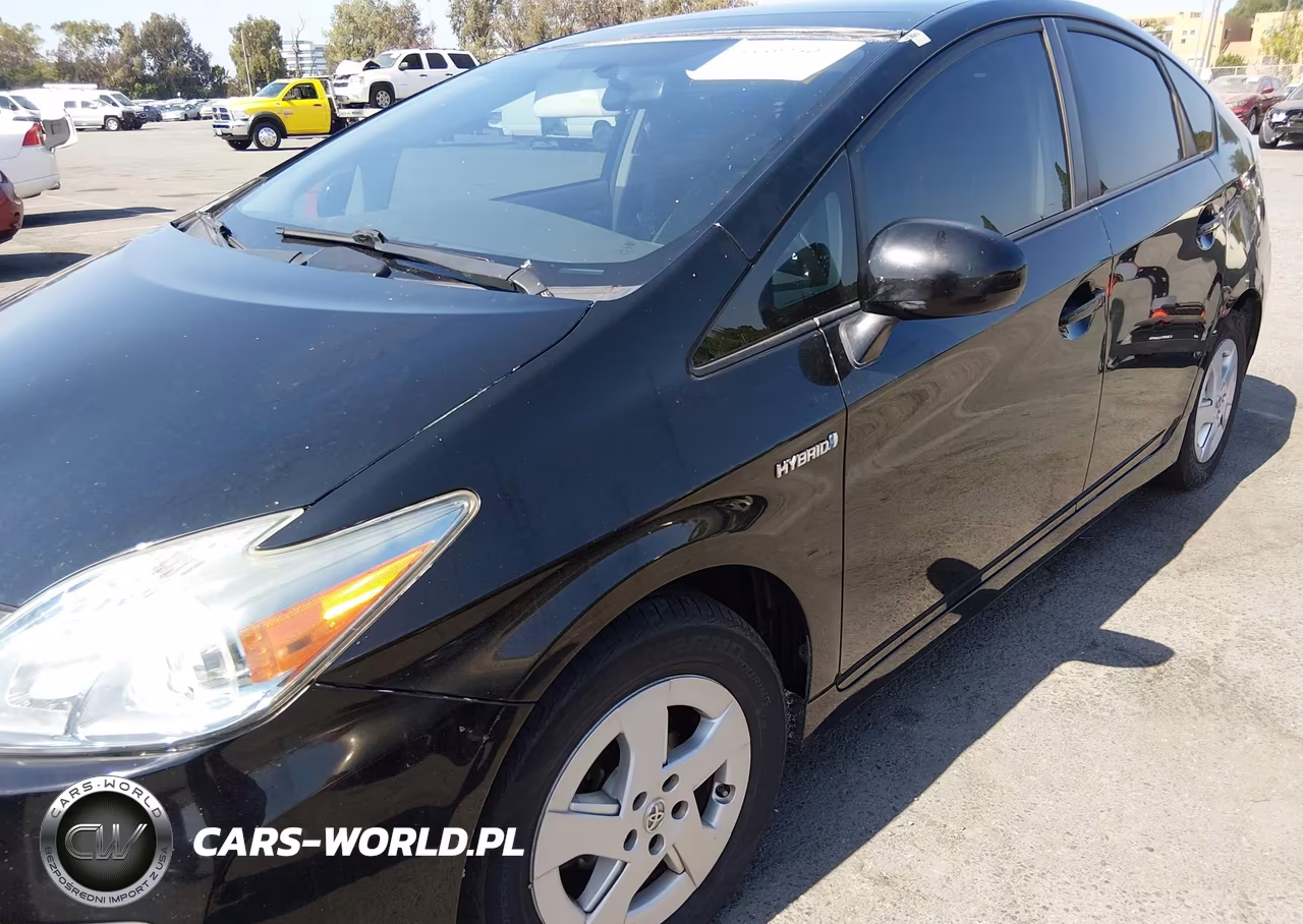 2011 Toyota Prius Three VIN:JTDKN3DU0B0253573 - 6
