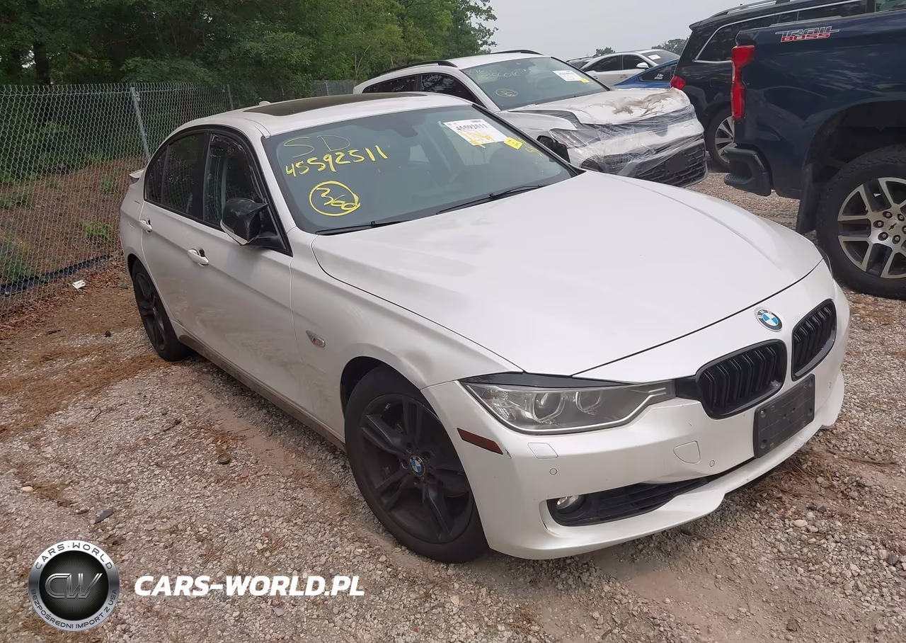 2015 BMW 328I xDrive – zdjęcie 1 z 18