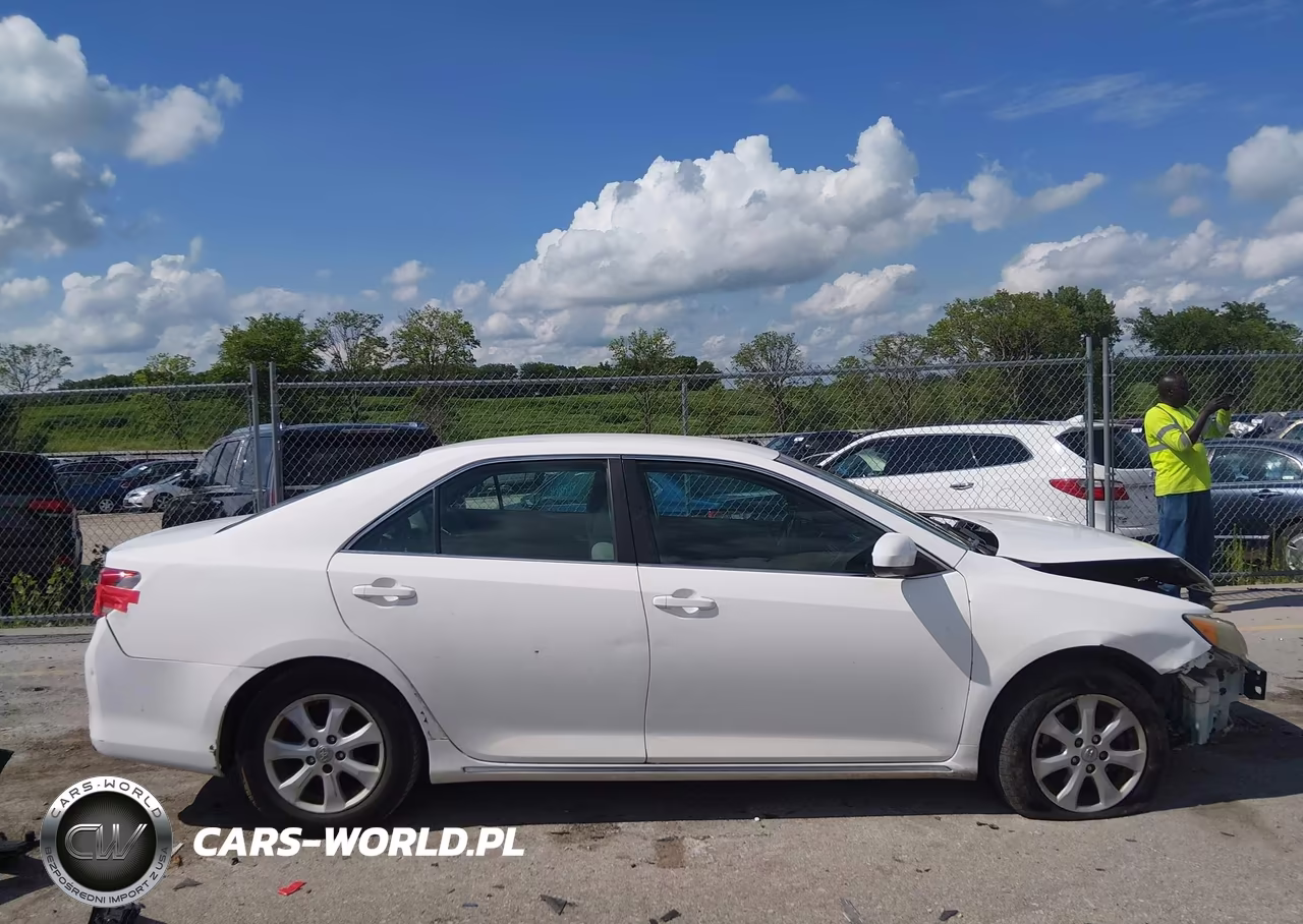 2012 Toyota Camry Le VIN:4T4BF1FK4CR194746 - 14