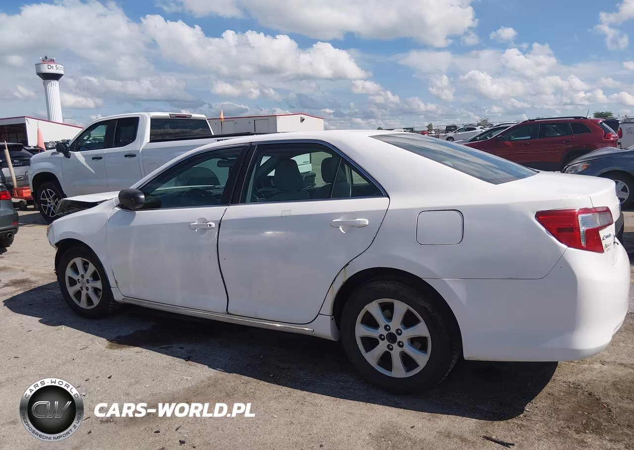2012 Toyota Camry Le VIN:4T4BF1FK4CR194746 - 15
