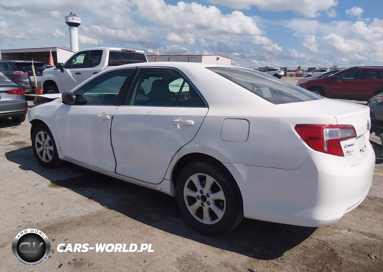 2012 Toyota Camry Le VIN:4T4BF1FK4CR194746 - 3