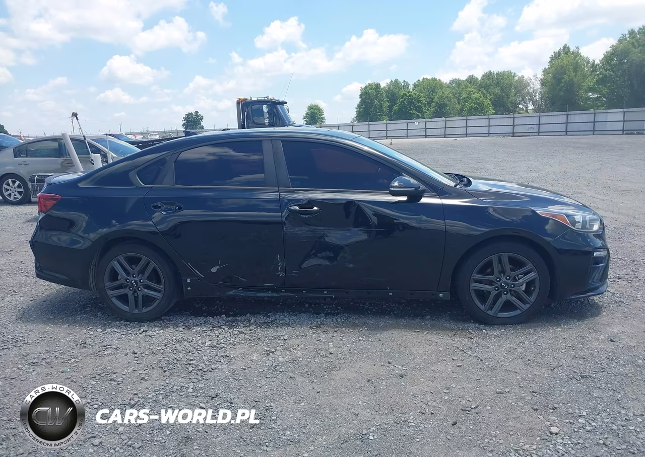 2020 Kia Forte Gt-Line VIN:3KPF34AD2LE197193 - 14