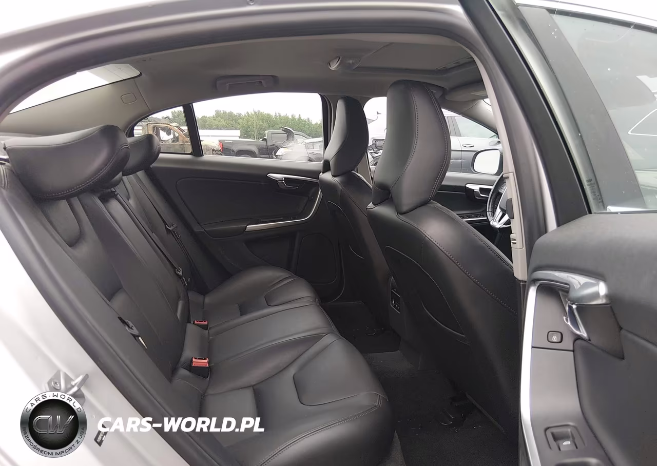 2015 Volvo S60 T5 Platinum VIN:YV126MFM2F2361570 - 8