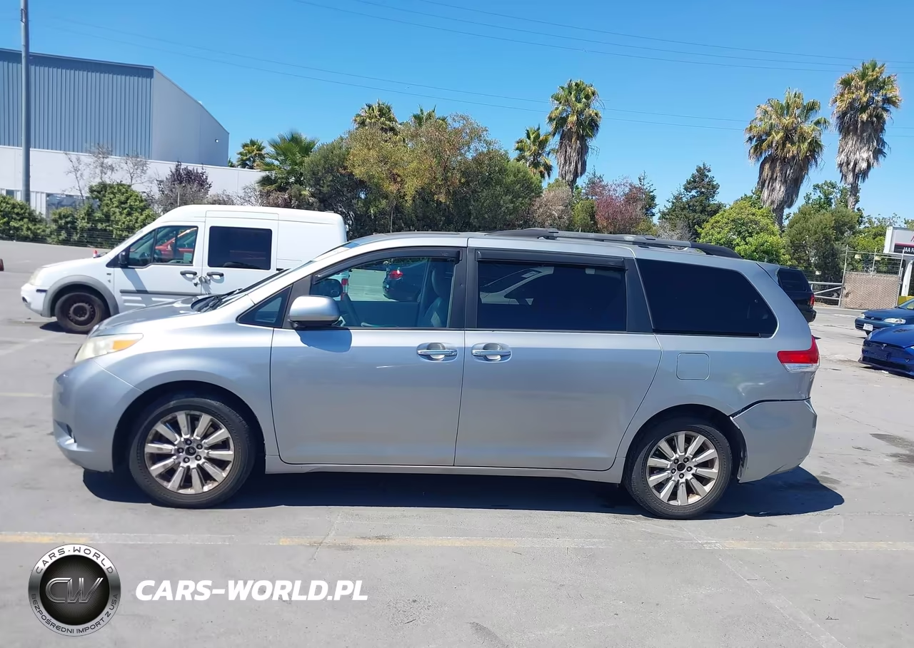 2011 Toyota Sienna Xle VIN:5TDDK3DC5BS009794 - 14