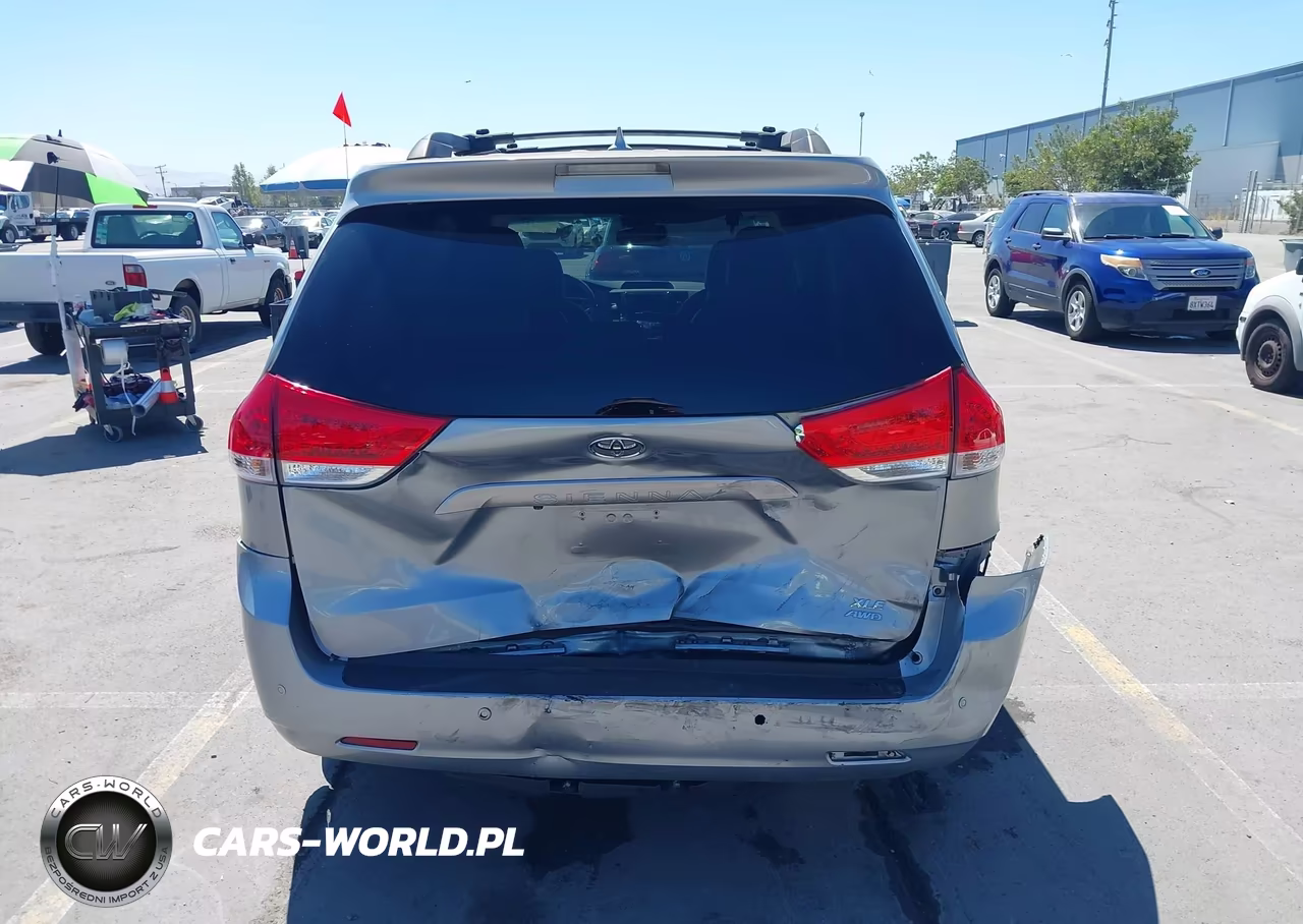 2011 Toyota Sienna Xle VIN:5TDDK3DC5BS009794 - 16