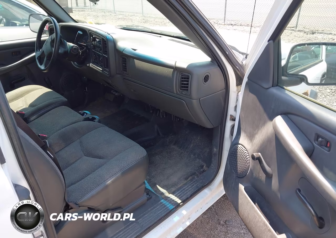 2005 Chevrolet Silverado 1500 Work Truck VIN:1GCEC19T75E323892 - 5