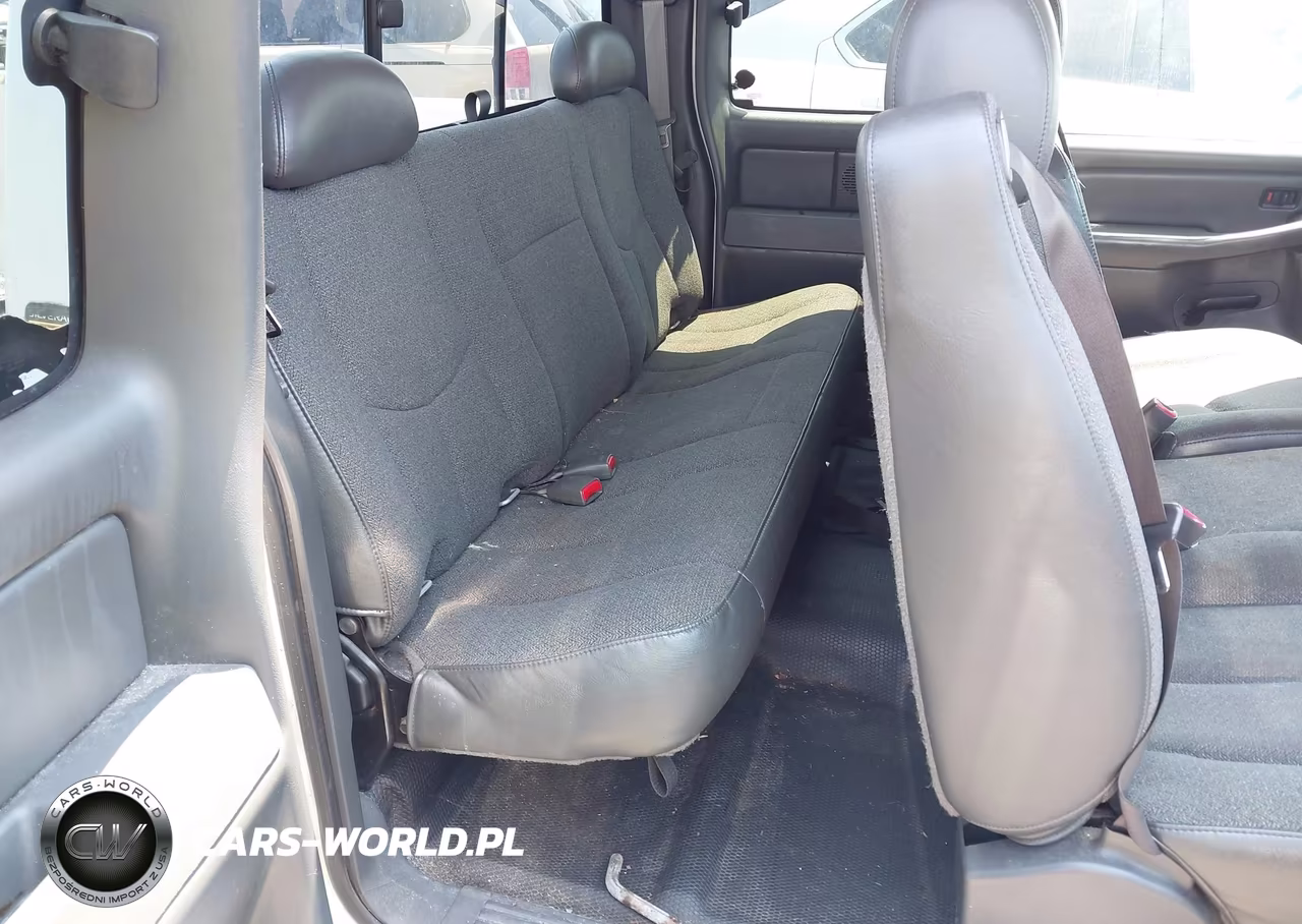 2005 Chevrolet Silverado 1500 Work Truck VIN:1GCEC19T75E323892 - 8