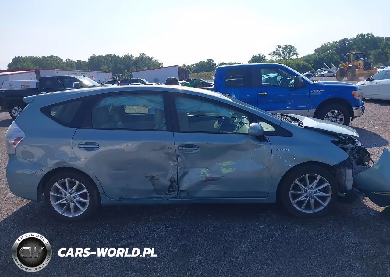 2014 Toyota Prius V Five VIN:JTDZN3EU4EJ002373 - 13
