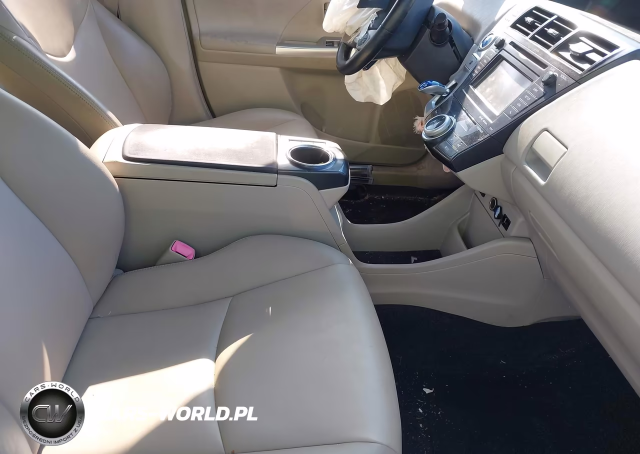 2014 Toyota Prius V Five VIN:JTDZN3EU4EJ002373 - 5