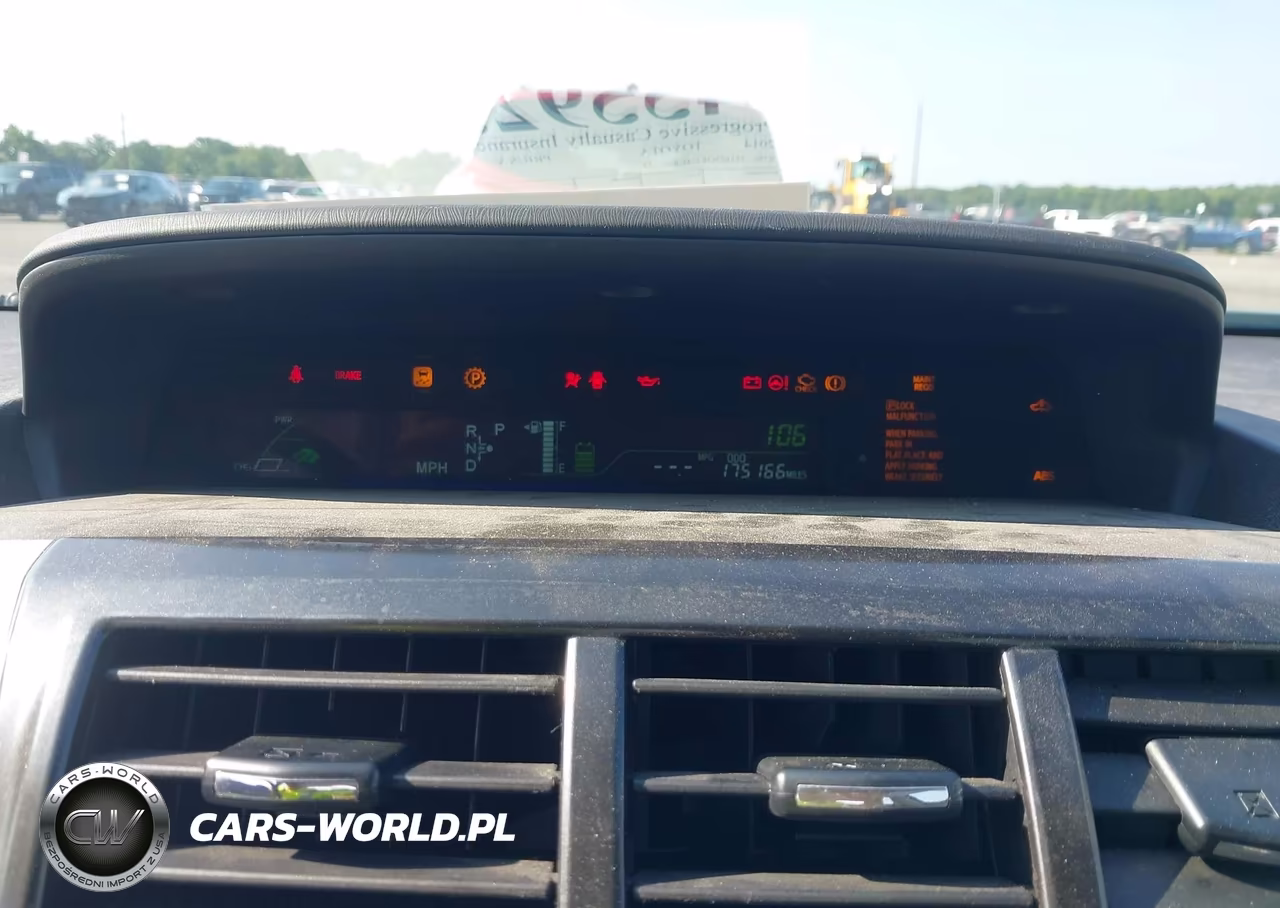 2014 Toyota Prius V Five VIN:JTDZN3EU4EJ002373 - 7