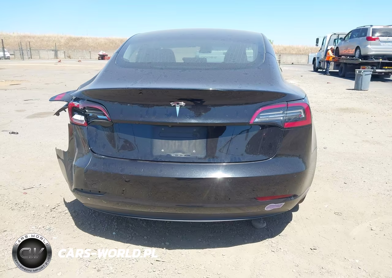 2018 Tesla Model 3 Long Range-Performance VIN:5YJ3E1EB8JF071433 - 15