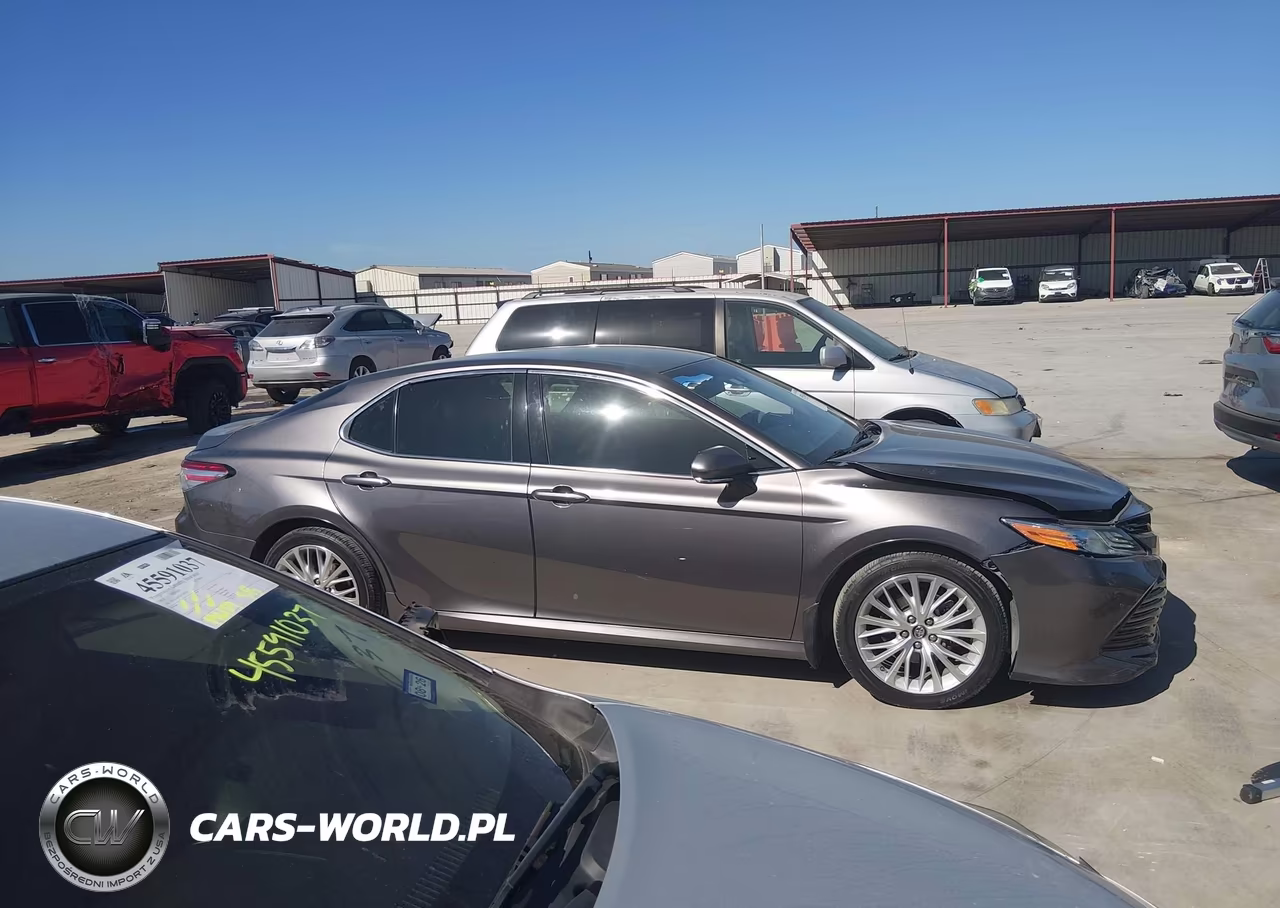 2018 Toyota Camry Xle VIN:4T1B11HK3JU153589 - 13