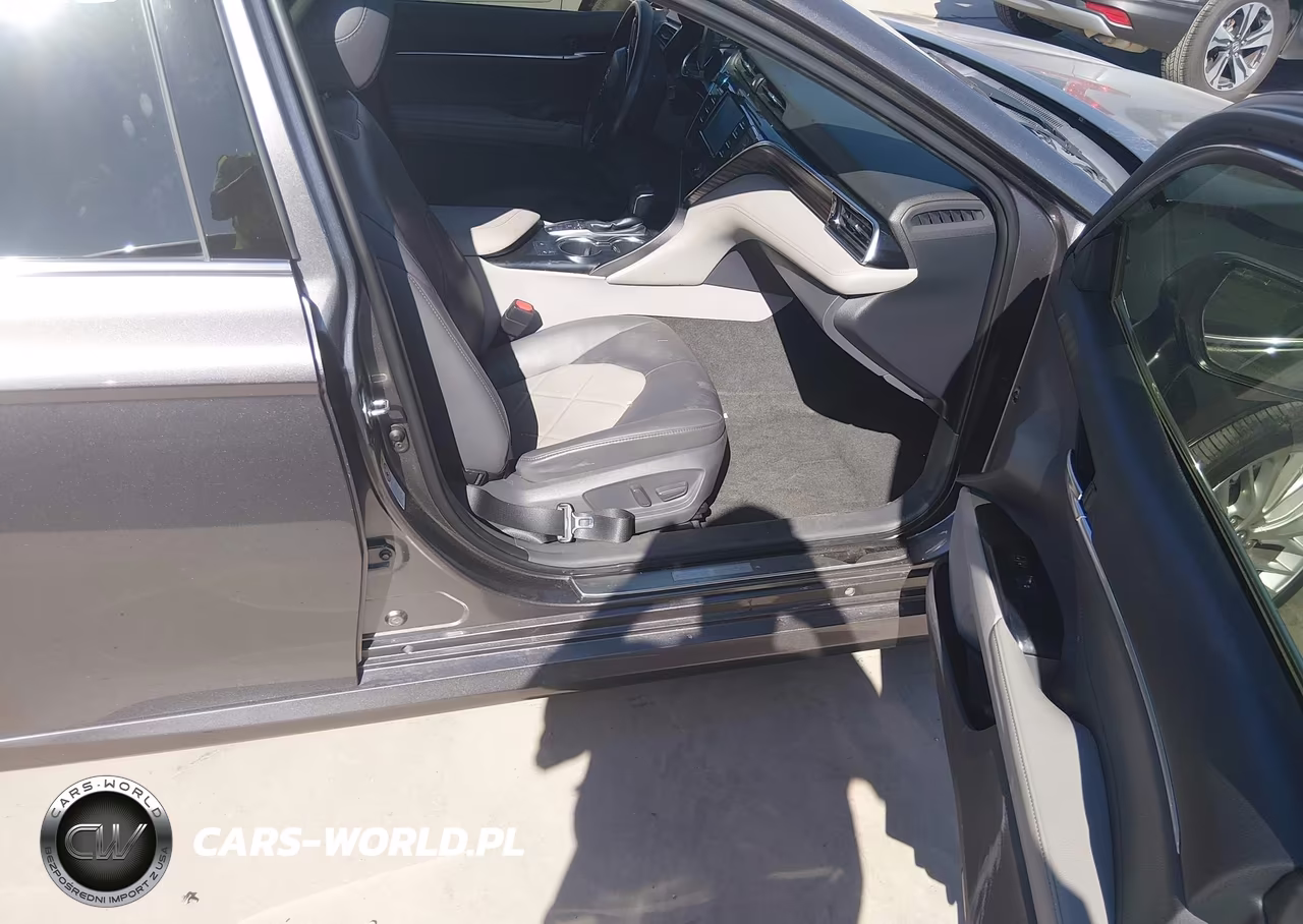 2018 Toyota Camry Xle VIN:4T1B11HK3JU153589 - 5