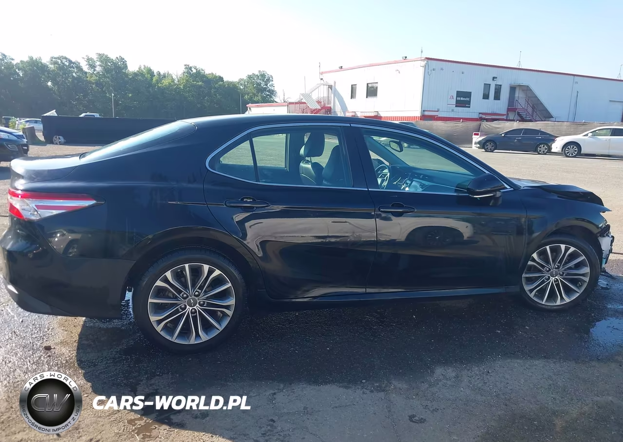 2018 Toyota Camry Xle VIN:4T1B11HK1JU026484 - 14