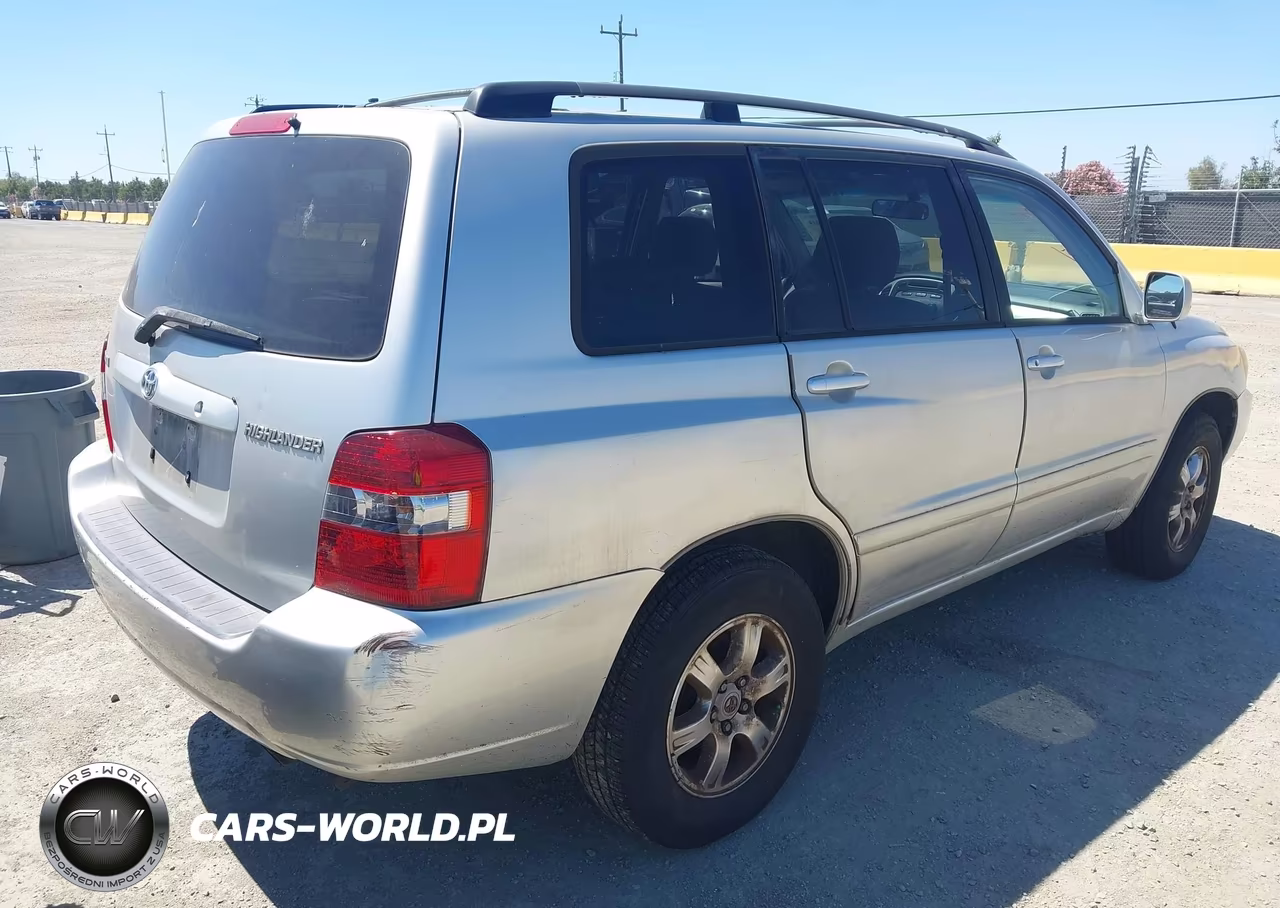 2005 Toyota Highlander VIN:JTEGD21AX50121322 - 4