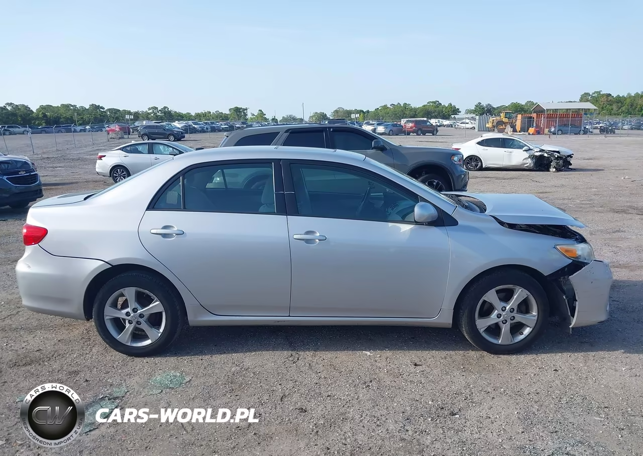 2011 Toyota Corolla Le VIN:2T1BU4EE1BC575502 - 13