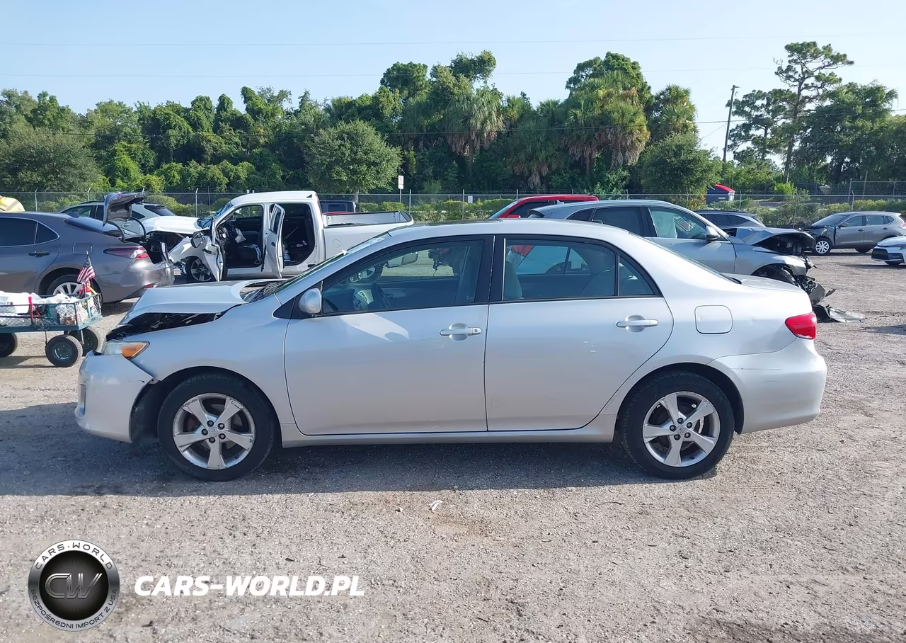 2011 Toyota Corolla Le VIN:2T1BU4EE1BC575502 - 14