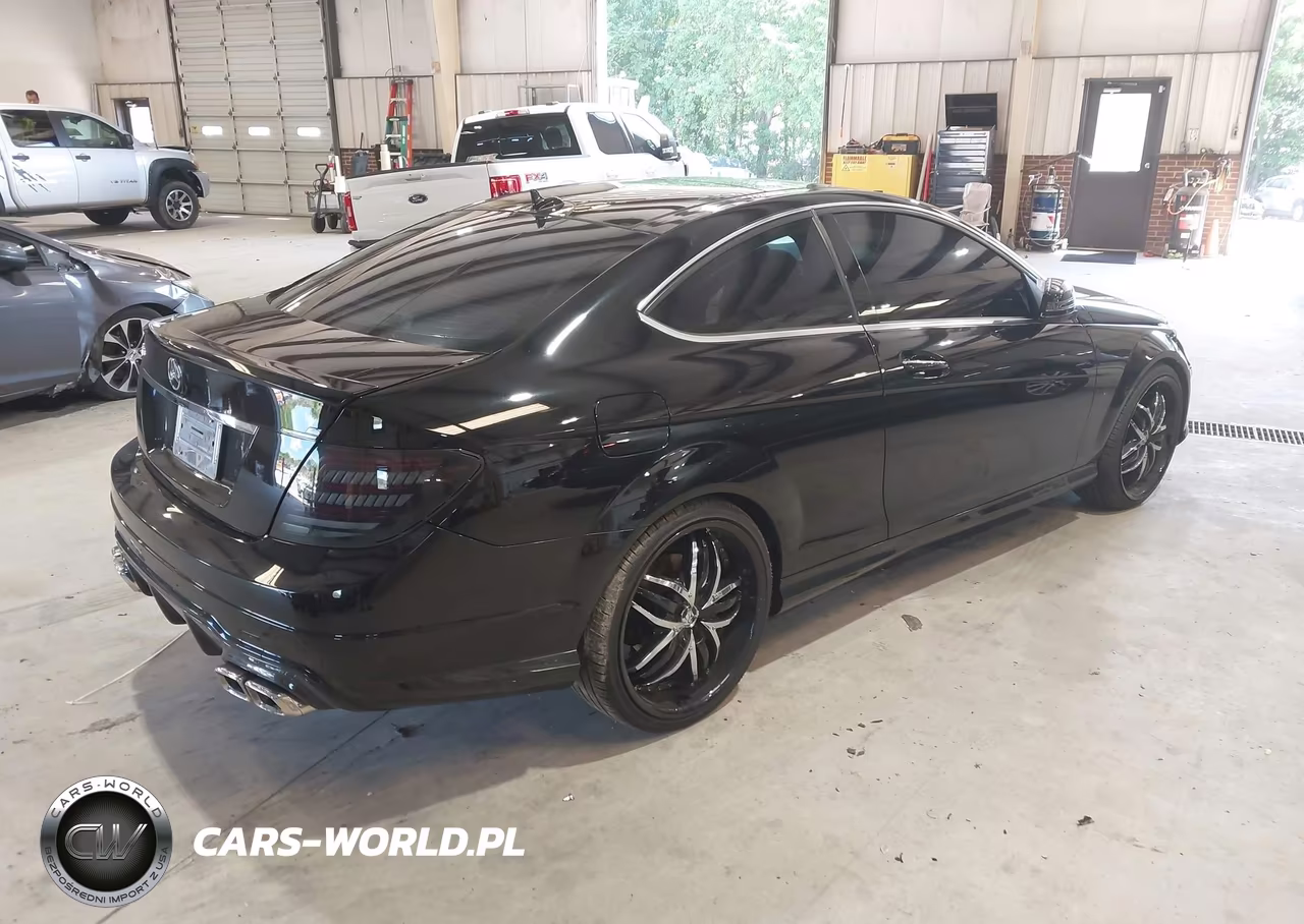 2013 Mercedes-Benz C 250 VIN:WDDGJ4HB0DF992139 - 4