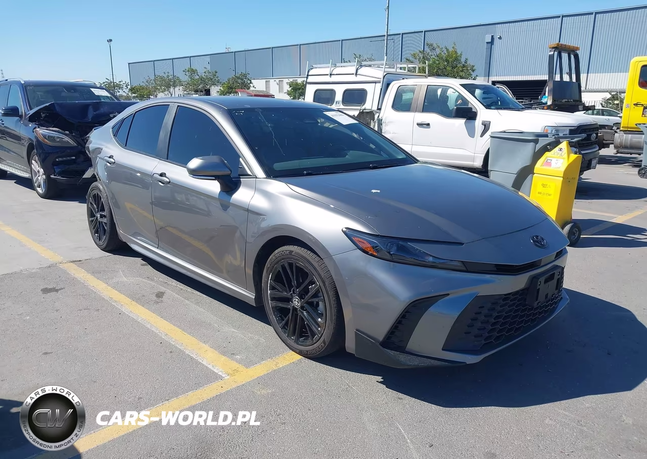 2025 Toyota Camry Se – zdjęcie 1 z 18