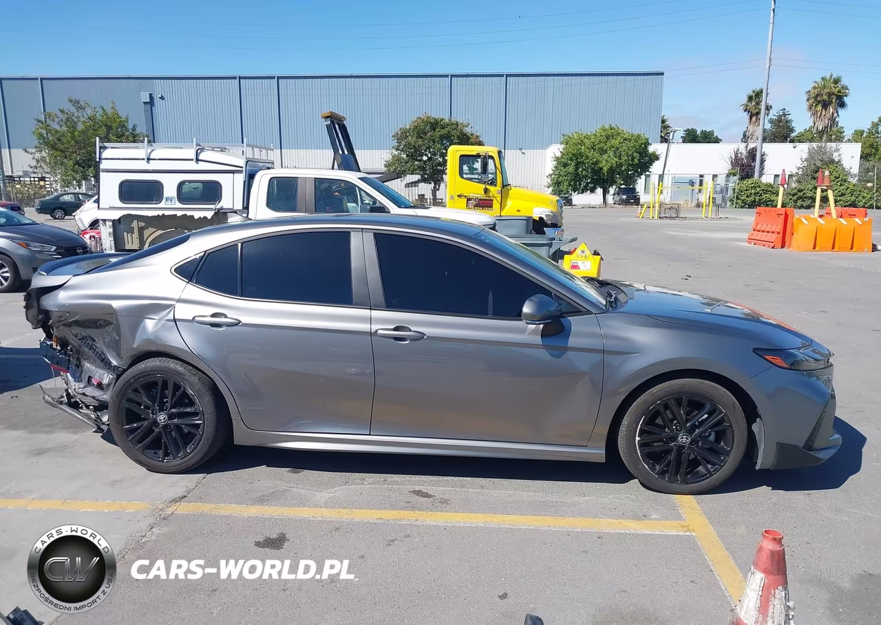 2025 Toyota Camry Se VIN:4T1DAACK1SU646639 - 14